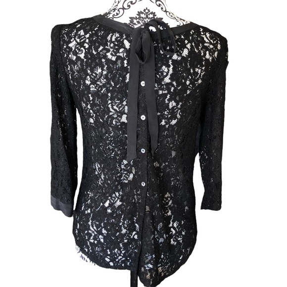 Aritzia Babaton Lace blouse - Picture 1 of 11